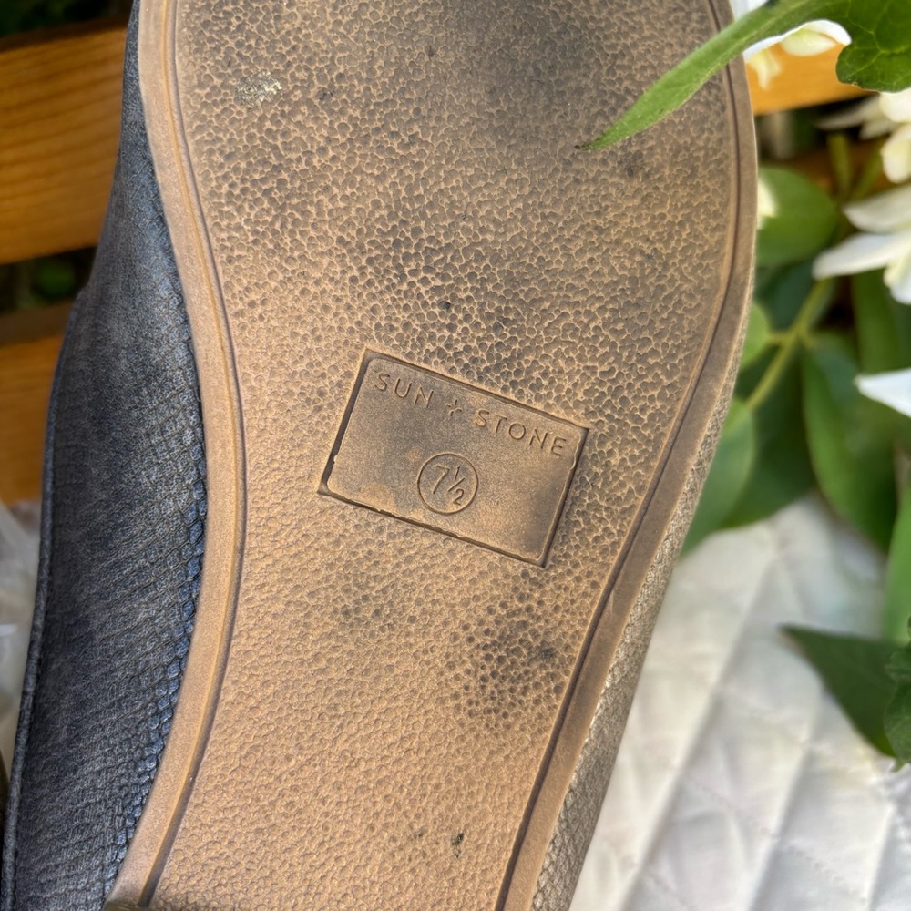 Sun‎ + Stone Women's Charcoal Loafers - Picture 7 of 9
